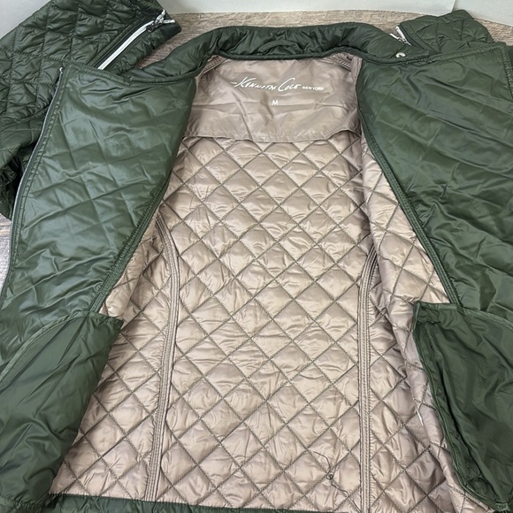Kenneth Cole Women’s Lightweight Quilted Jacket Size Medium - Picture 6 of 9
